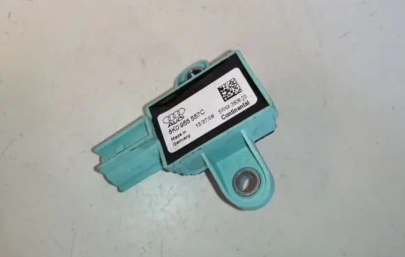 Audi A4 S4 B8 8K Airbag deployment crash/impact sensor 8K0955557C
