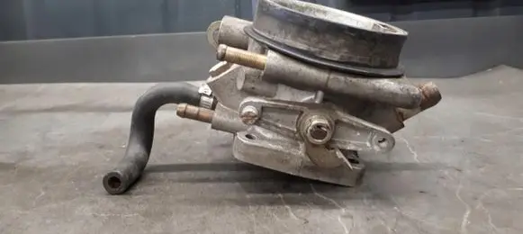 Peugeot 605 Throttle body valve 