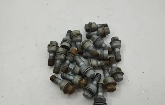 Audi Q5 SQ5 Nuts/bolts 