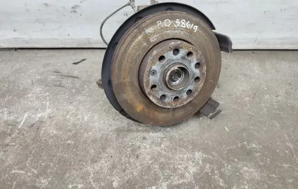 Skoda Octavia Mk3 (5E) Front wheel hub 5Q0256N