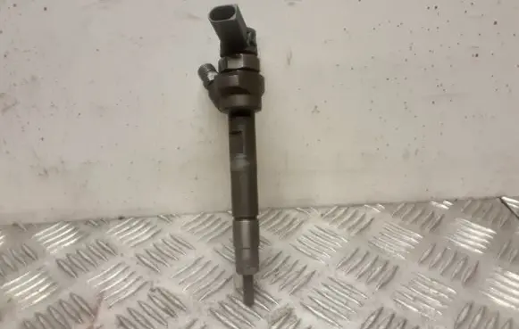 BMW 1 F20 F21 Fuel injector 8576298