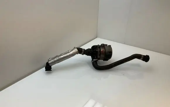 BMW 3 F30 F35 F31 Electric auxiliary coolant/water pump 7583965