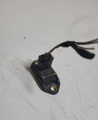 Mercedes-Benz C W204 Acceleration sensor 0045423518 05W32