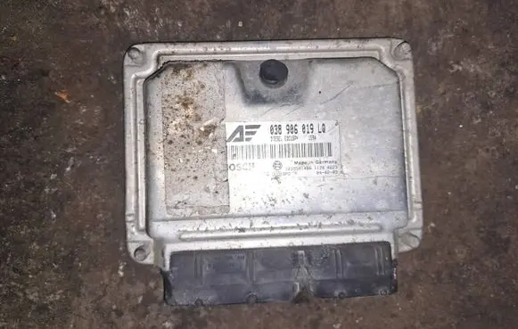 Seat Alhambra (Mk1) Engine control unit/module 038906019LQ 1039S01466 028101114