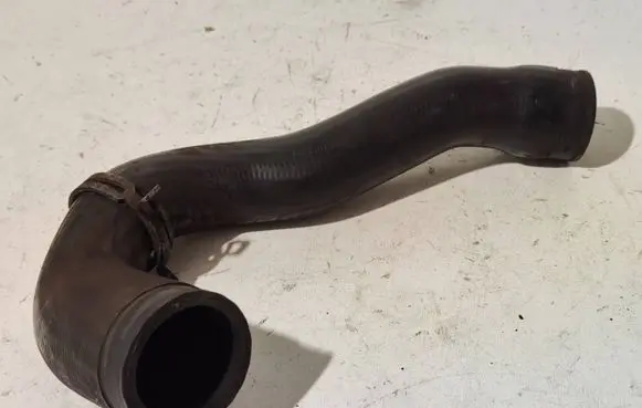 Audi A2 Intercooler hose/pipe 8Z2145834