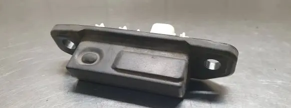 Tailgate opening switch
