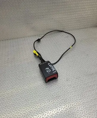 Mercedes-Benz E C207 W207 Front seatbelt buckle A2078601869