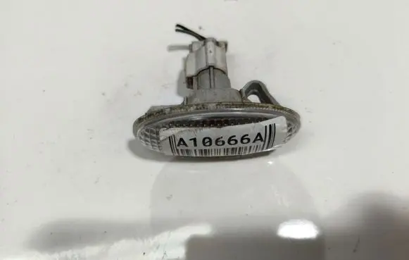 Mazda 6 Front fender indicator light 