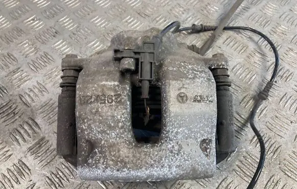 Mercedes-Benz C W204 Front brake caliper