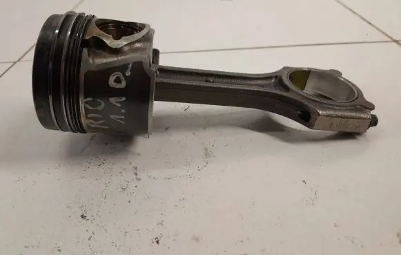 KIA Rio Piston with connecting rod BL2014