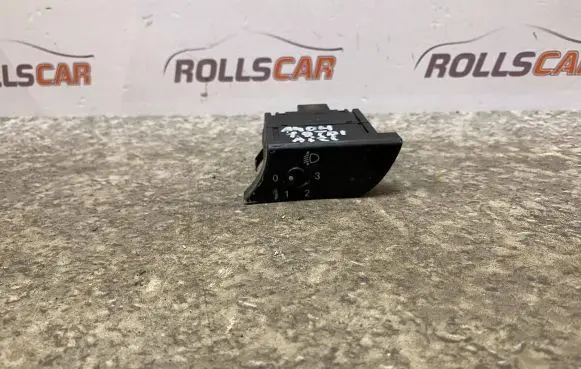 Audi A4 S4 B6 8E 8H Headlight level height control switch 8E1919094