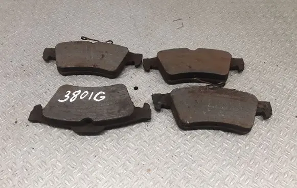 Volvo V50 Brake pads (rear) 
