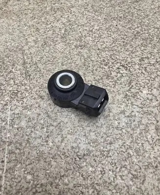 BMW X3 G01 Detonation knock sensor 7636937