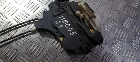 Mitsubishi Colt Rear door lock