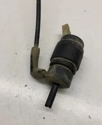 Audi A4 S4 B5 8D Windscreen/windshield washer pump 893955665