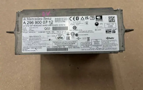 Radio/GPS head unit trim