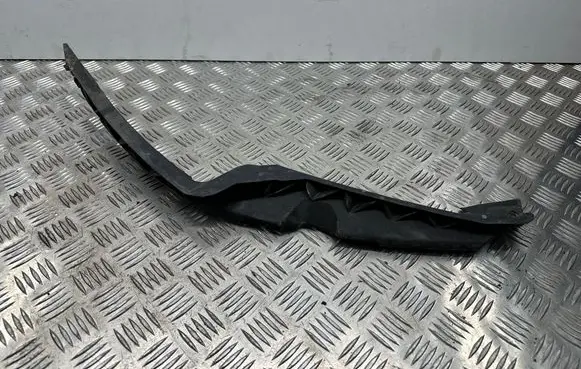 Skoda Octavia Mk2 (1Z) Front bumper mounting bracket 1Z0807183 1Z0807183C