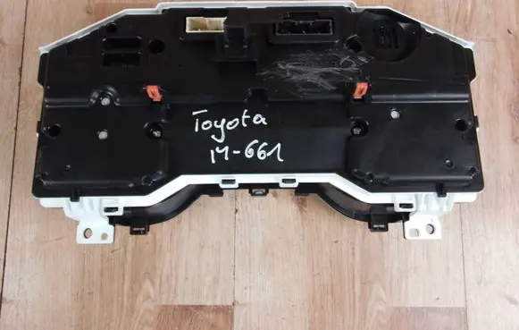 Toyota RAV 4 (XA50) Speedometer (instrument cluster) 83800-RAV4-V