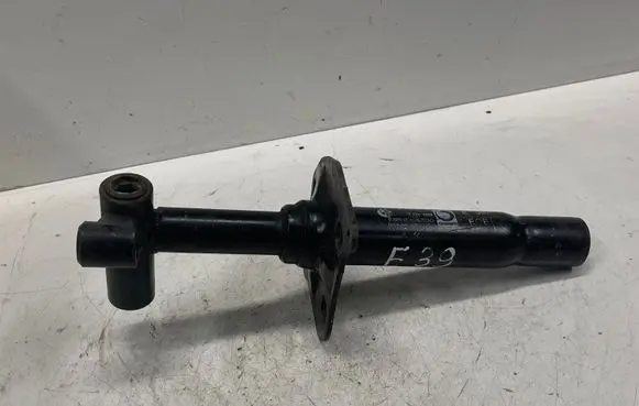 BMW 5 E39 Front bumper mounting bracket 8159360 02310058