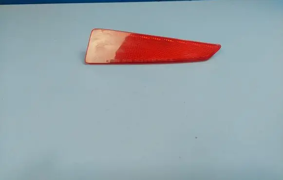Rear tail light reflector