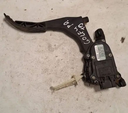 Volkswagen Golf IV Accelerator throttle pedal 6PV00849501 6Q1721503B