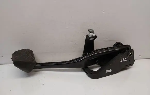 Mercedes-Benz B W246 W242 Brake pedal A2462900019