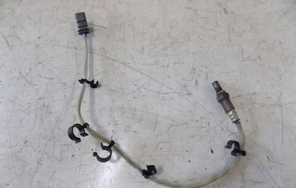 Volvo V60 Lambda probe sensor 32330007