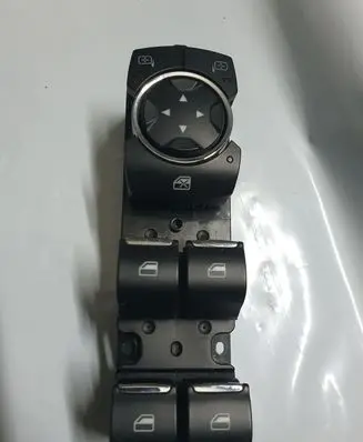 Ford Fusion II Electric window control switch DG9T14540ACW