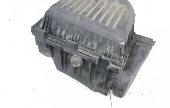 Seat Alhambra (Mk1) Air filter box 7m0129607 95vw9600fg
