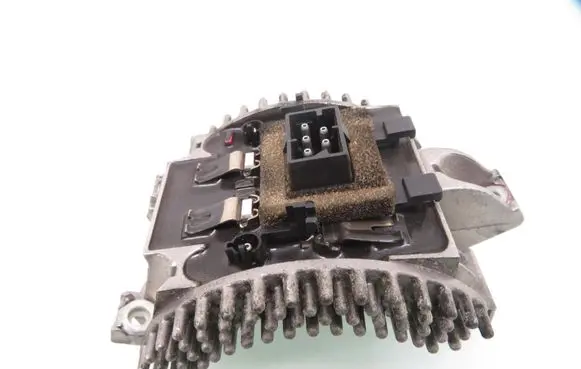 BMW 7 E38 Heater blower motor/fan resistor 83913999