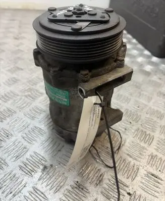 Ford C-MAX I Air conditioning (A/C) compressor (pump) 3M5H19D629HB