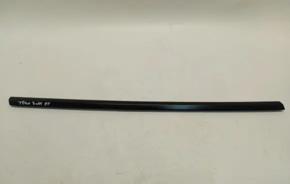 Tesla Model 3 Side skirt rear trim 1080684-40-K