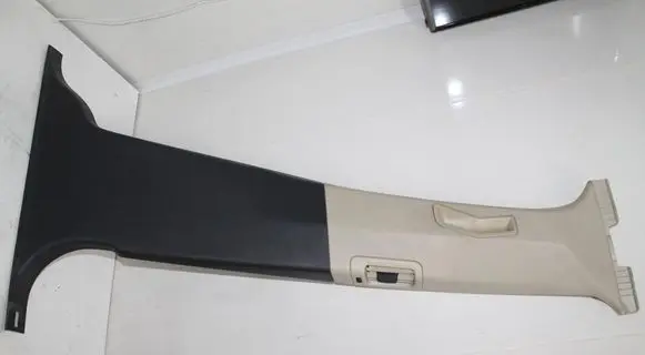 Volvo XC60 (B) pillar trim (top) 30721219