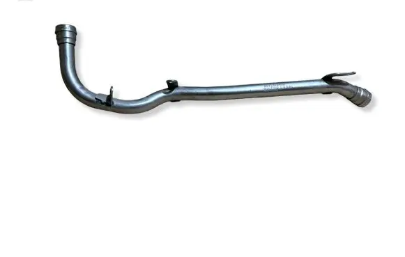 Audi Q7 4M Engine coolant pipe/hose 06E131831S