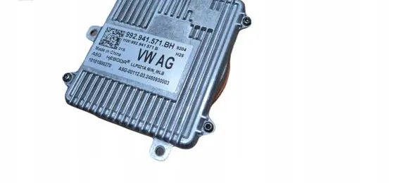 Porsche Cayenne (9Y0 9Y3) Voltage converter/converter module 