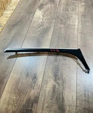 Opel Insignia A Dashboard glove box trim 22865320 AMJ05775 495050031