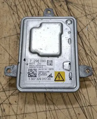 BMW 3 F30 F35 F31 Headlight ballast module Xenon 130732931700
