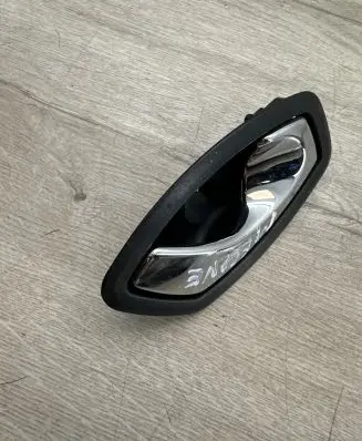 Renault Megane III Front door interior handle 826720001R