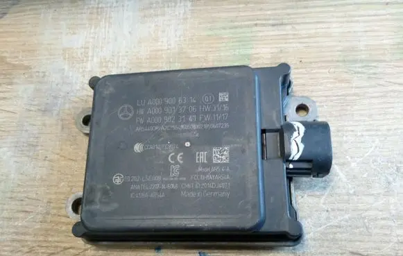 Mercedes-Benz E W213 Distronic sensor radar 0009006314