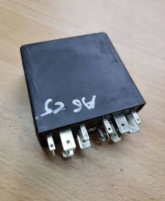 Audi A6 S6 C5 4B Other relay 4B0919471 5KG00656804