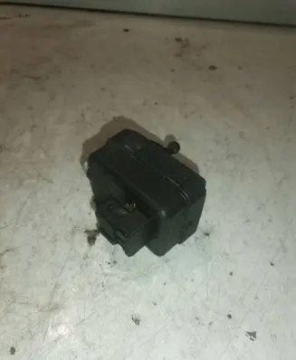 Opel Vectra C Headlight level adjustment motor Pa666f30