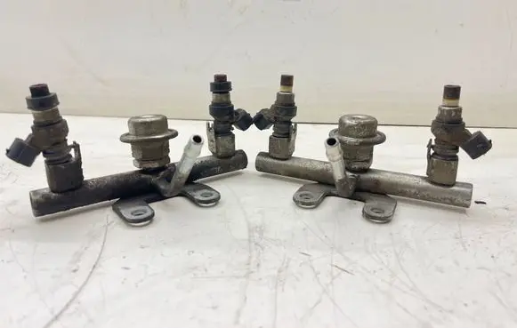 Fuel injectors set