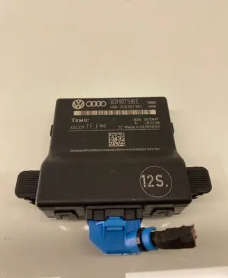 Volkswagen PASSAT B6 Gateway control module 3C0907530E 3C0907951