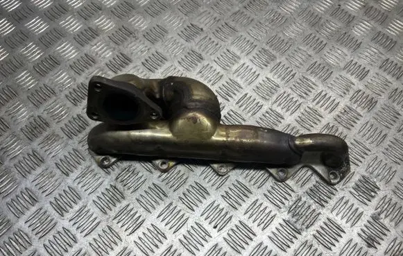Audi A8 S8 D3 4E Exhaust manifold 057253033L