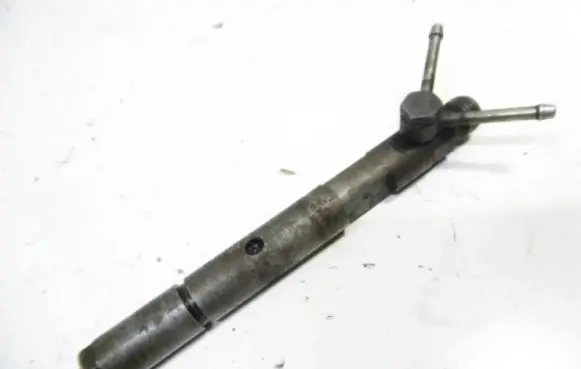 Land Rover Discovery Fuel injector KBAL90P37