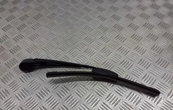 Skoda Octavia Mk1 (1U) Rear wiper blade arm 1U9955707B