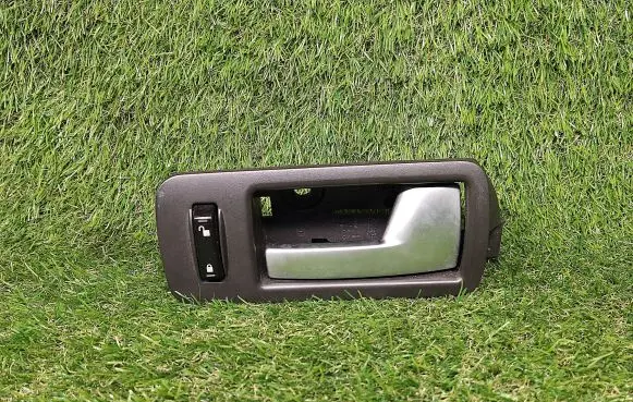 Ford Mustang V Front door interior handle 0185690 40889XXX