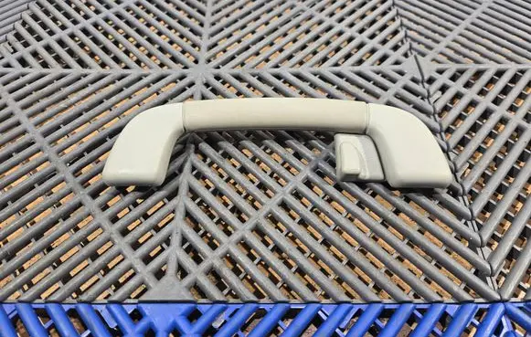 Lexus RX 330 - 350 - 400H Rear interior roof grab handle