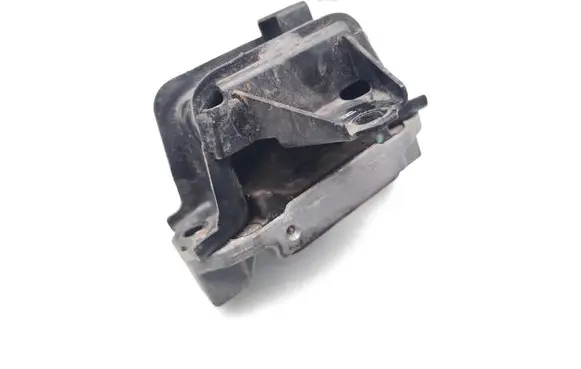 Mitsubishi Outlander Engine mount bracket A91093AIII