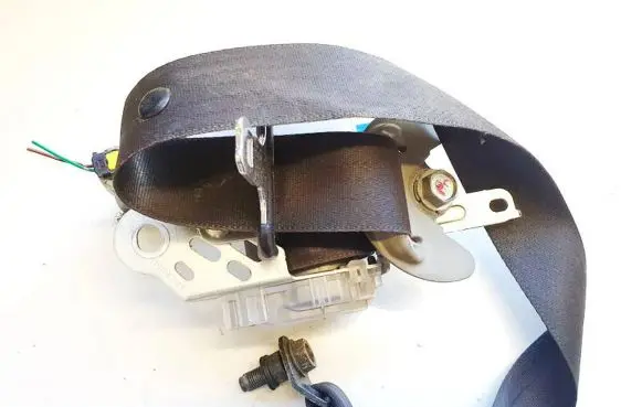 Mitsubishi Lancer X Front seatbelt k729004 h084301